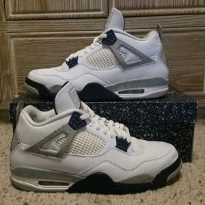 Size 12 Mens - Jordan 4 Retro Mid Midnight Navy - DH6927-140